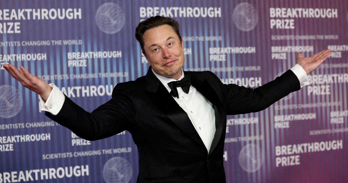 Tỉ ph&uacute; Elon Musk khẩu chiến với Bộ trưởng Mỹ