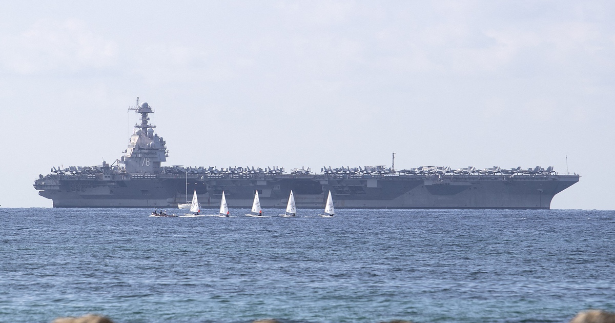 Mỹ điều t&agrave;u s&acirc;n bay hiện đại nhất tới, Venezuela phản ứng mạnh