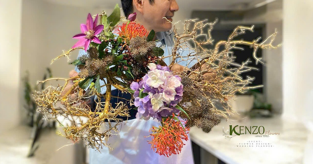 Nghệ nh&acirc;n cắm hoa Kenzo Thiện v&agrave; những khu vườn 'mở ra' từ tr&iacute; tưởng tượng