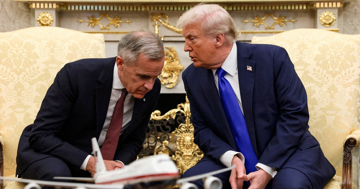 Phản ứng mạnh với một quảng c&aacute;o, &ocirc;ng Trump tăng thuế đối với Canada th&ecirc;m 10%