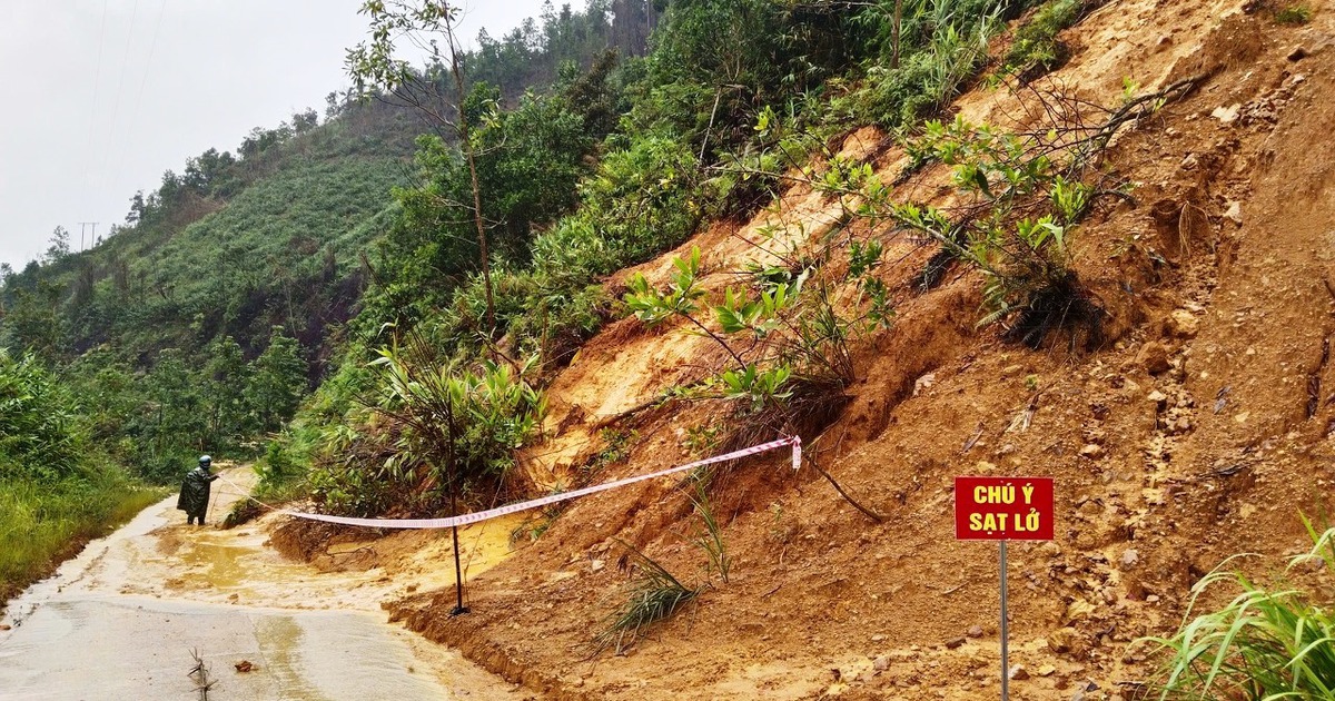 Đ&agrave; Nẵng ủy quyền cho cơ sở quyết định việc nghỉ học ph&ograve;ng tr&aacute;nh mưa lũ