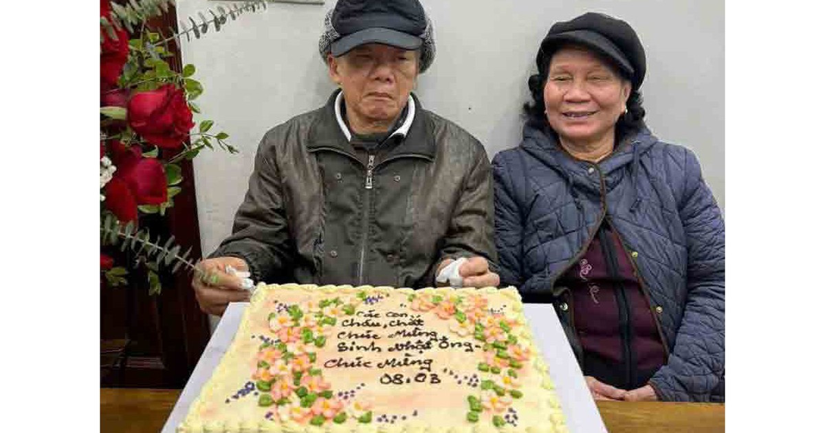 Lan tỏa mạng x&atilde; hội: Tờ giấy nhỏ v&agrave; t&igrave;nh y&ecirc;u lớn