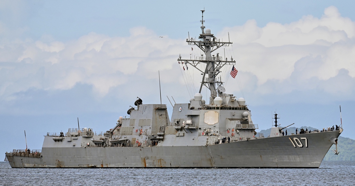 T&agrave;u chiến Mỹ đến s&aacute;t Venezuela tập trận, Caracas cảnh b&aacute;o &acirc;m mưu tấn c&ocirc;ng