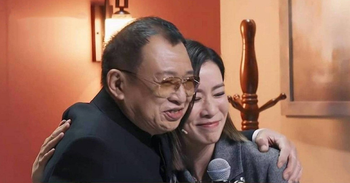 Xa Thi Mạn v&agrave; loạt nghệ sĩ Hồng K&ocirc;ng b&ugrave;i ng&ugrave;i tưởng nhớ Hứa Thiệu H&ugrave;ng