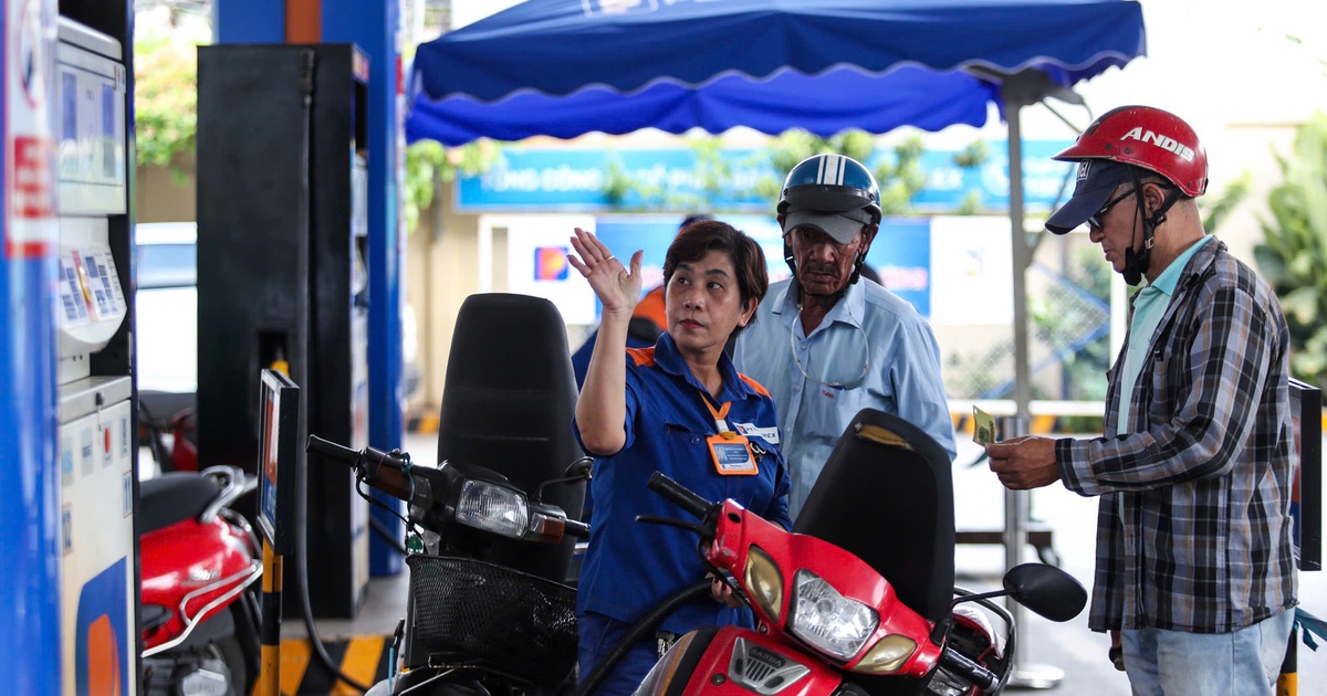 Quan niệm sai lầm của nhiều người Việt khi đổ xăng cho xe máy