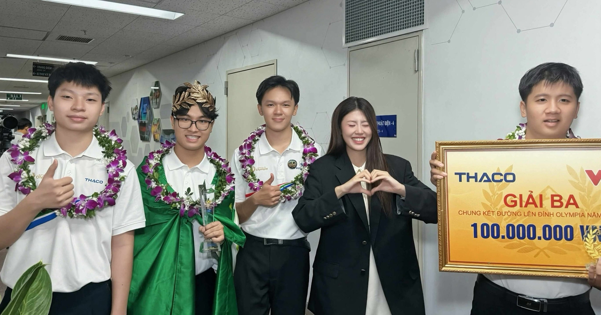 N&agrave;ng thơ của Đen V&acirc;u tiết lộ m&agrave;n tr&igrave;nh diễn tại chung kết Đường l&ecirc;n đỉnh Olympia