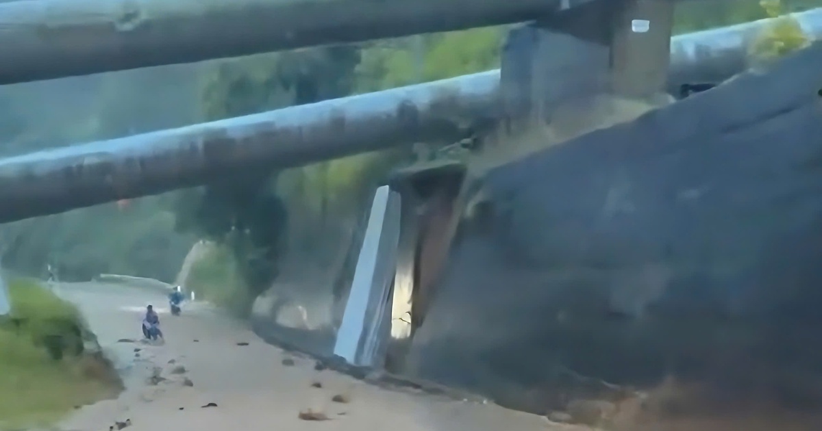 Sạt lở đ&egrave;o Ngoạn Mục