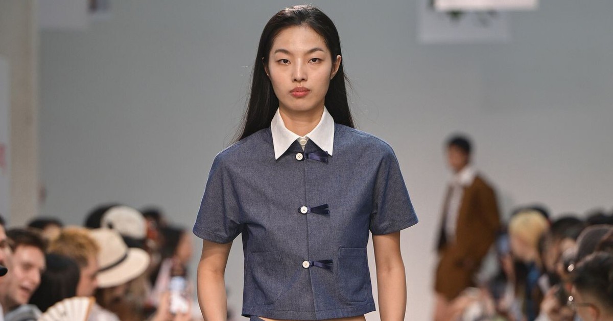 Rũ bỏ vẻ ngoài khô cứng với gam màu xám, chì, bạc thiếc