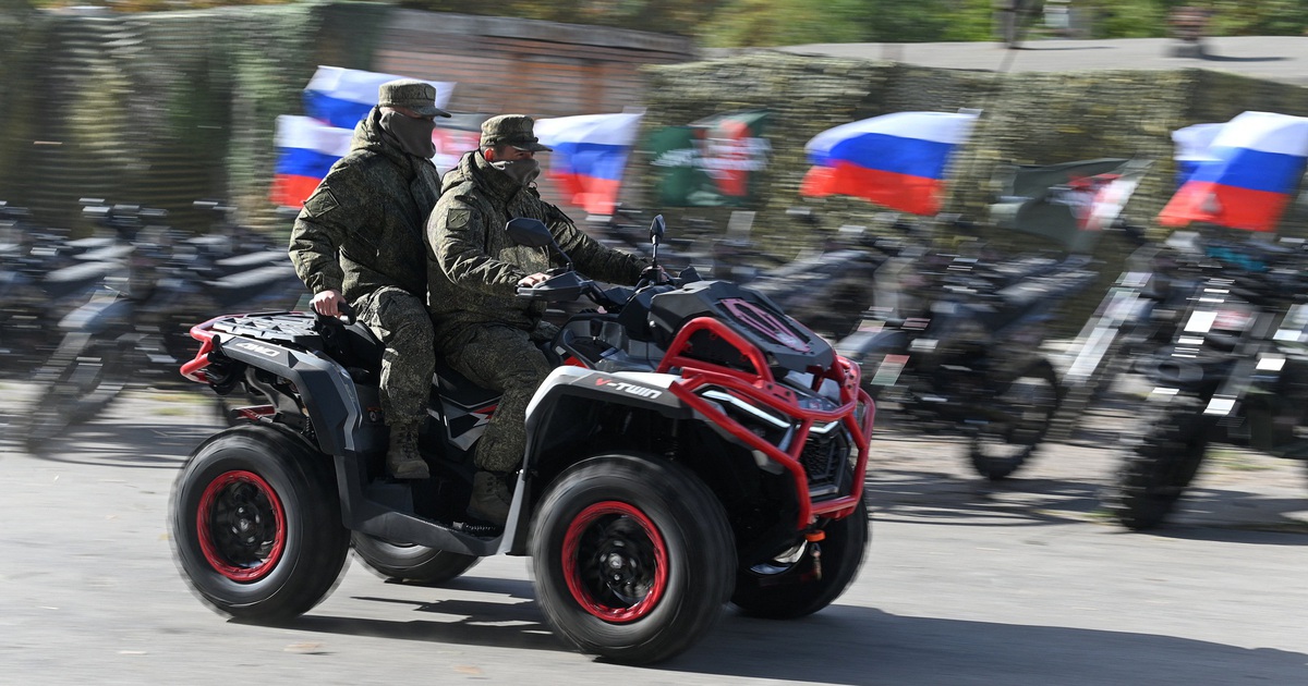 Chiến sự Ukraine ng&agrave;y 1.318: Nga lợi dụng sương m&ugrave;; vũ kh&iacute; Mỹ sẽ đến chậm?