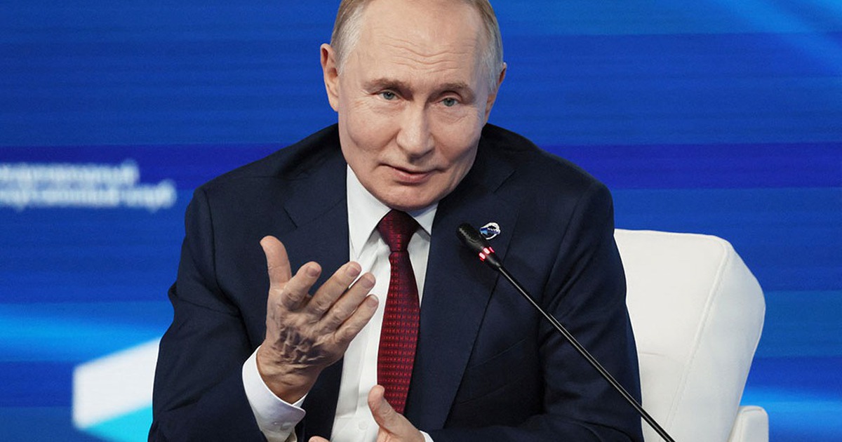 &Ocirc;ng Putin đ&aacute;p trả &ocirc;ng Trump, NATO