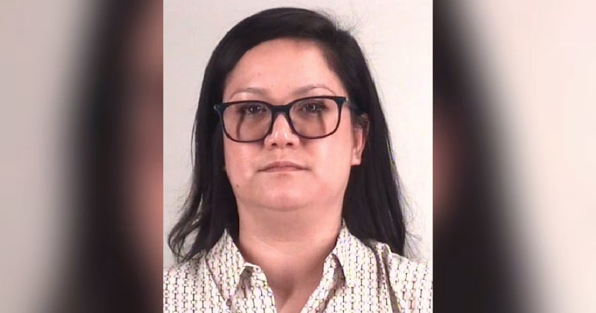 Mỹ bỏ t&ugrave; người phụ nữ định d&igrave;m chết b&eacute; g&aacute;i Hồi gi&aacute;o 3 tuổi