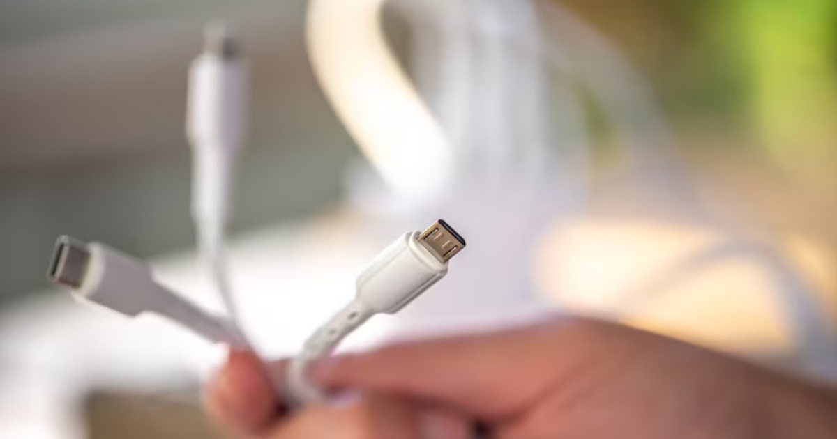 Điều gì khiến USB-C buộc microUSB trở thành dĩ vãng?