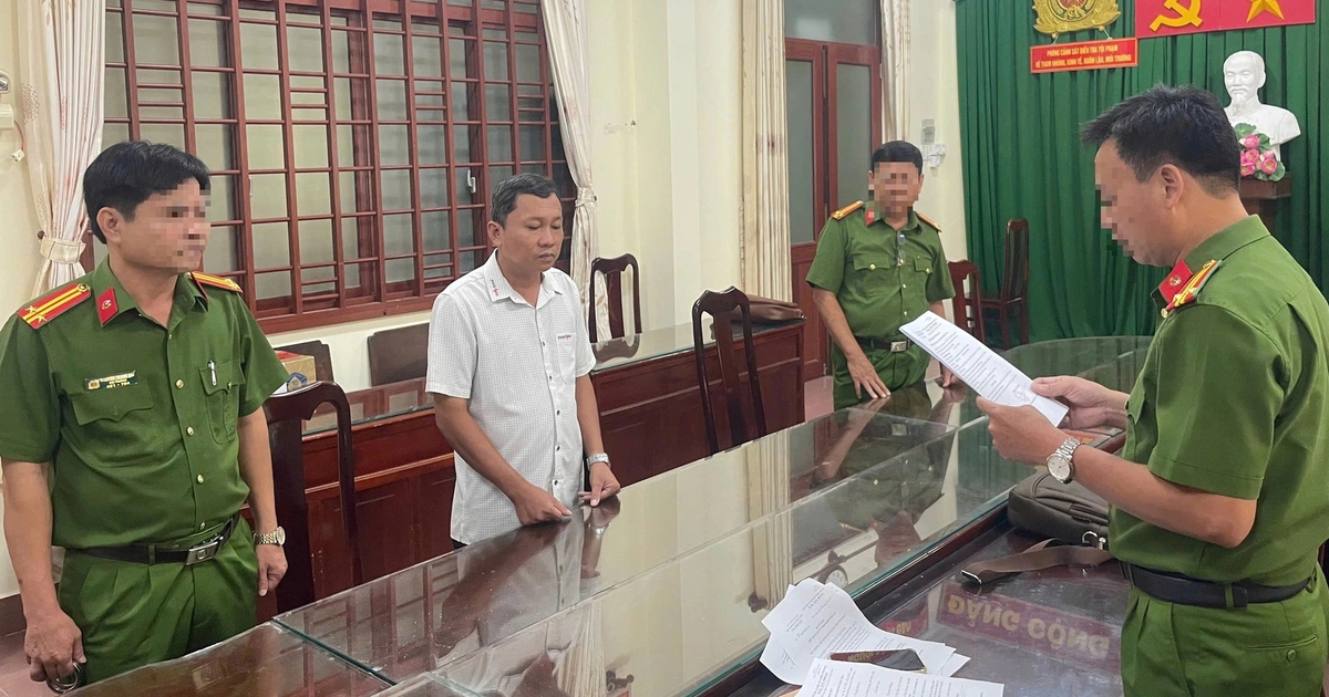 Gi&aacute;m đốc lừa đảo b&aacute;n một thửa đất cho nhiều người