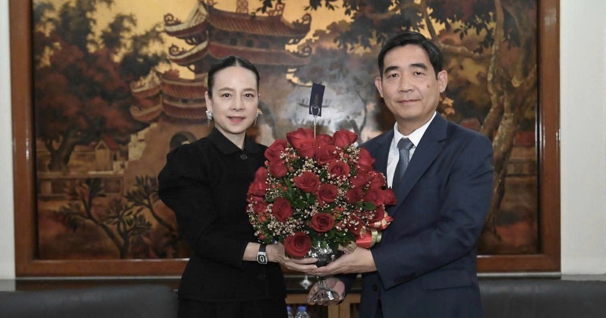 Đại sứ Việt Nam tại Thái Lan ghi nhận thiện chí của FAT và Madam Pang sau sự cố nhầm Quốc kỳ