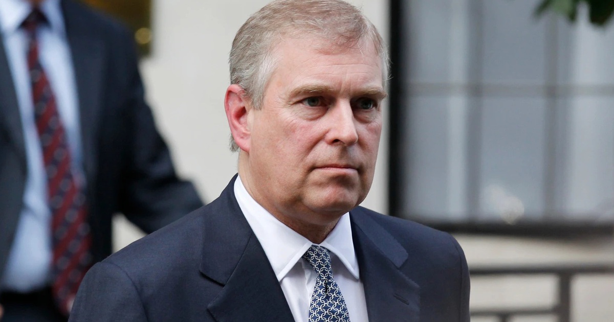 &Ocirc;ng Andrew mất tước hiệu Vương tế Anh