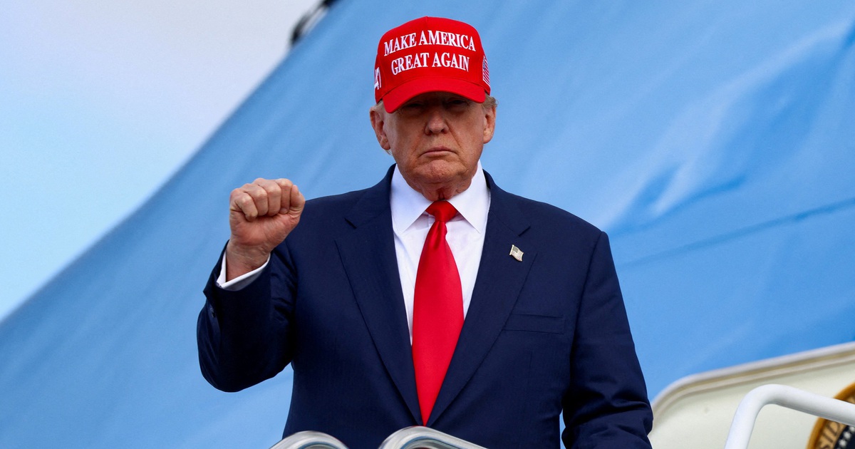 &Ocirc;ng Trump k&ecirc;u gọi d&ugrave;ng &#039;lựa chọn hạt nh&acirc;n&#039; để gi&uacute;p ch&iacute;nh phủ mở cửa