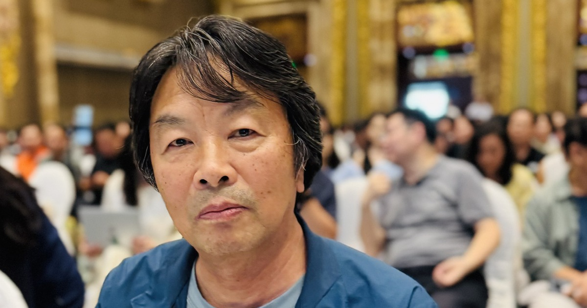 Đến Việt Nam, nhà văn nổi tiếng Trung Quốc Lưu Chấn Vân chỉ thích... ăn phở