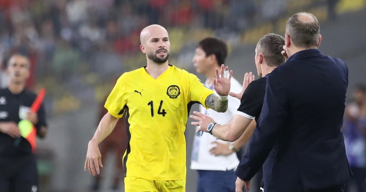 JDT cầu thủ nhập tịch FIFA phạt