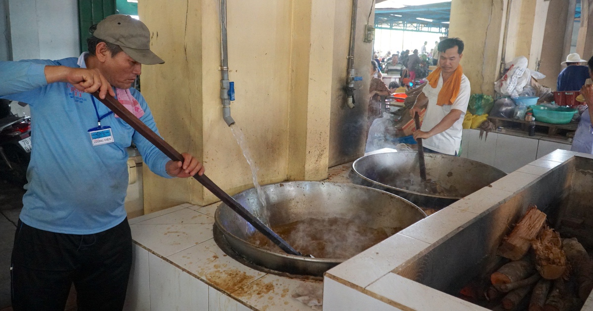 Hội yến Di&ecirc;u Tr&igrave; Cung: Bếp chay nấu 10 tấn gạo phục vụ h&agrave;ng ng&agrave;n người dự đại lễ