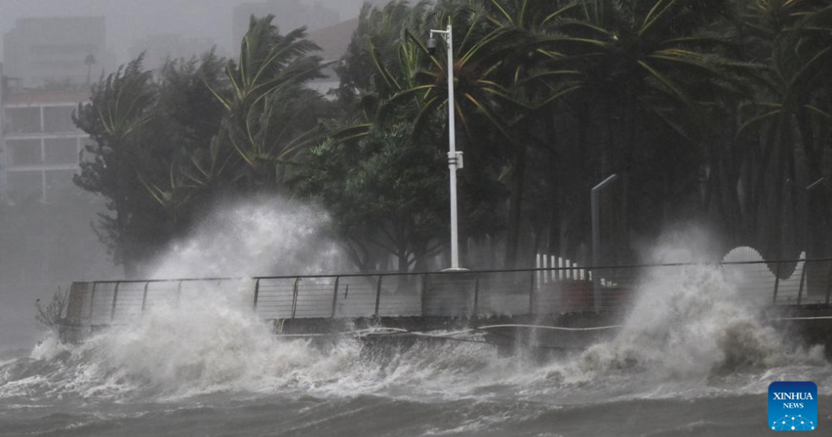 B&atilde;o Matmo đổ bộ Trung Quốc, h&agrave;ng trăm ng&agrave;n người sơ t&aacute;n