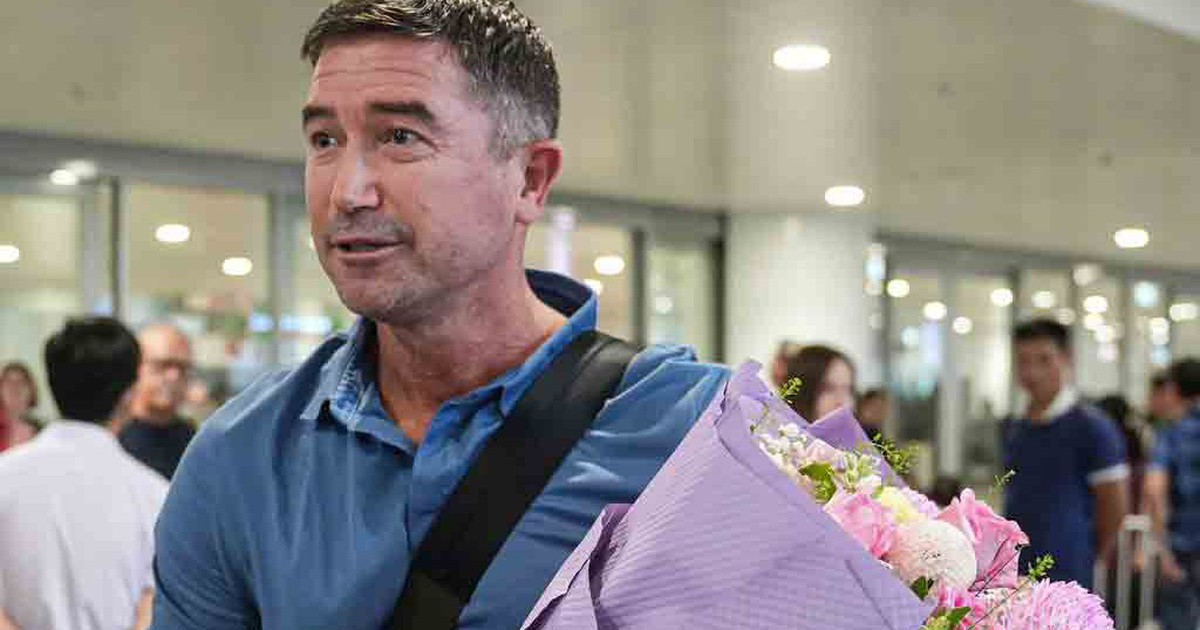 HLV Harry Kewell không muốn bị V-League ‘quật ngã’, cấp thượng tầng Hà Nội FC kỳ vọng lớn
