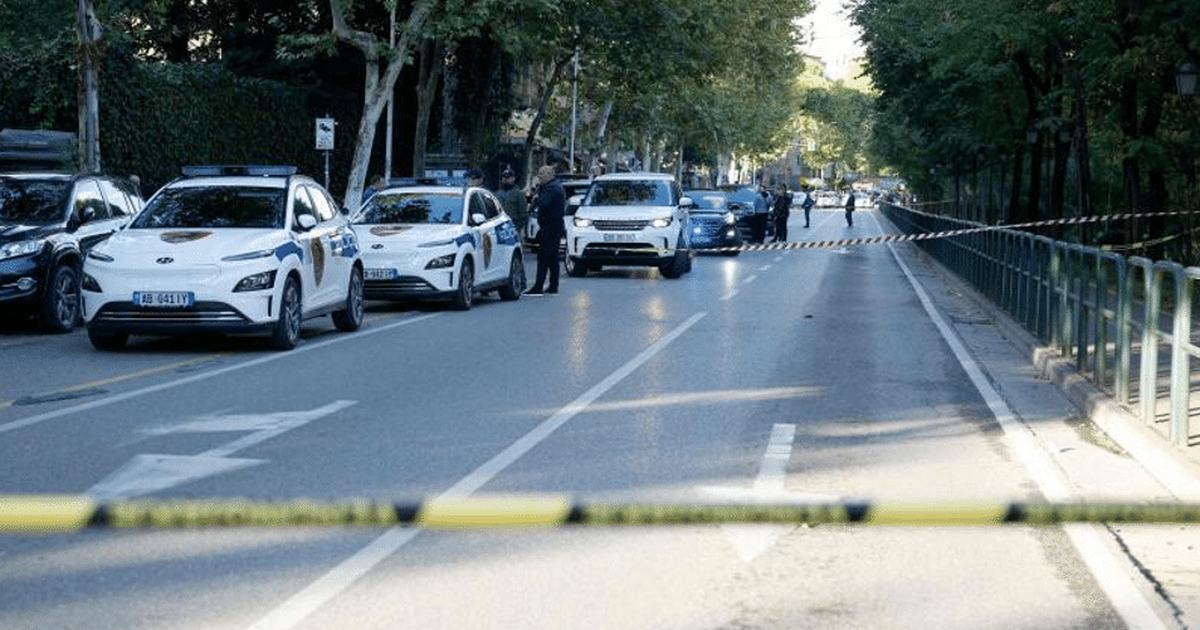 Albania: Bị c&aacute;o bắn chết thẩm ph&aacute;n tại t&ograve;a v&igrave; biết sẽ thua kiện