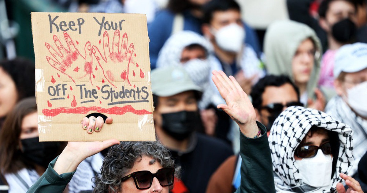 H&agrave;ng trăm du học sinh quốc tế &#039;mắc kẹt&#039; tại Mỹ kiện ch&iacute;nh quyền &ocirc;ng Trump