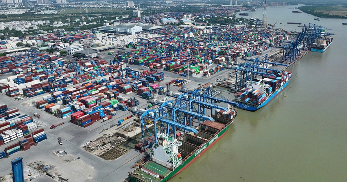 Tin tức đặc biệt tr&ecirc;n b&aacute;o in Thanh Ni&ecirc;n 7.10.2025