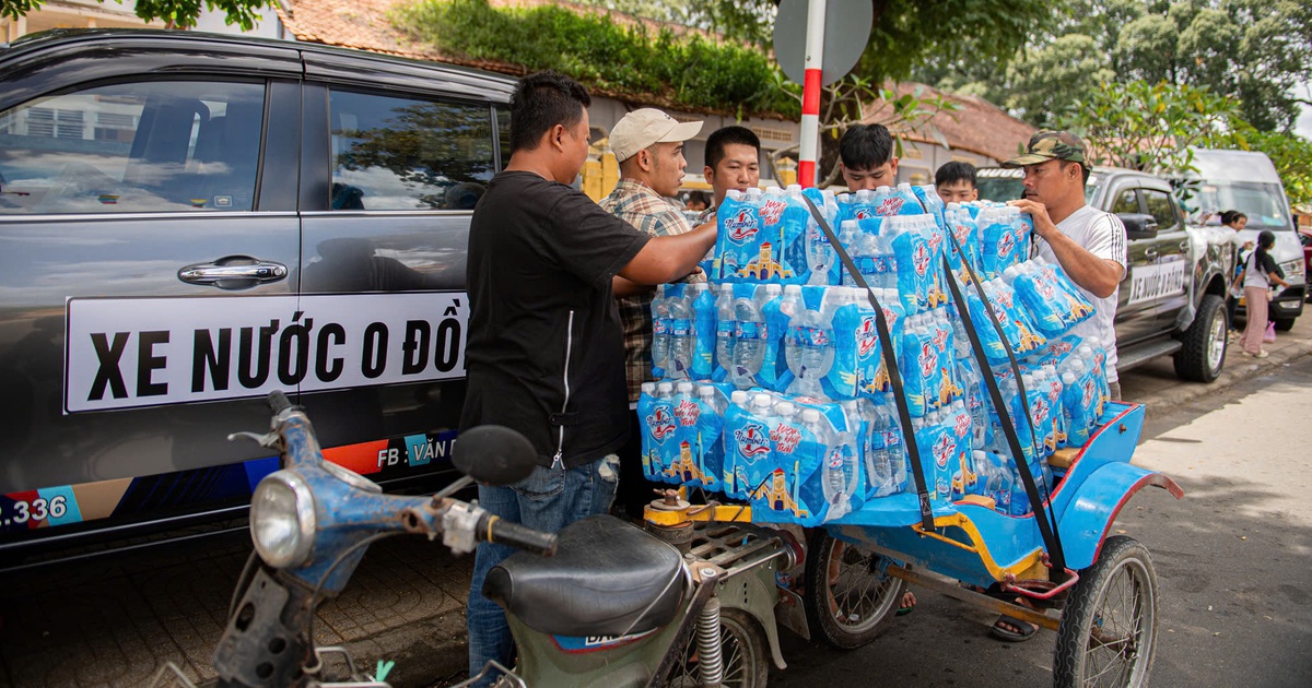T&ograve;a th&aacute;nh T&acirc;y Ninh dịp Hội yến Di&ecirc;u Tr&igrave; Cung: Biển hiệu 0 đồng khắp nẻo đường