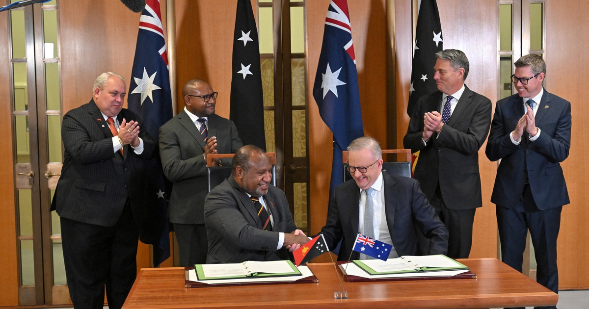 Li&ecirc;n minh l&aacute;ng giềng gần