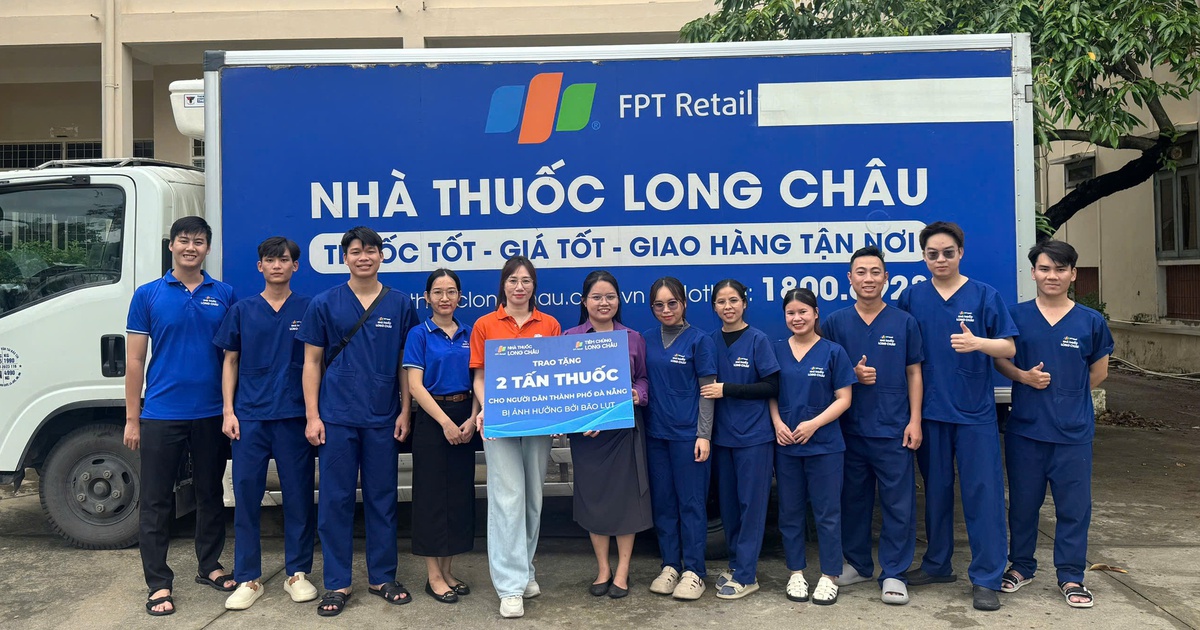 4 tấn thuốc và vật tư y tế cho người dân vùng lũ miền Trung kịp thời từ Long Châu