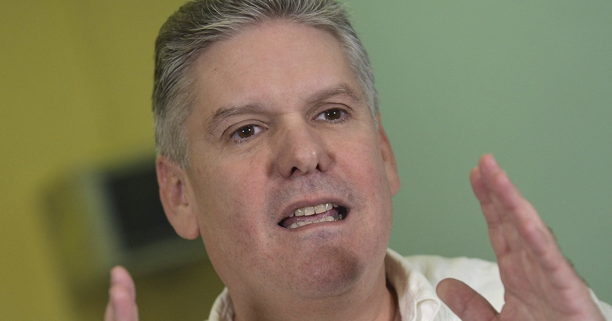 Cuba truy tố nguy&ecirc;n bộ trưởng về tội gi&aacute;n điệp