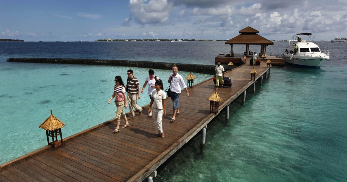 Quốc gia đầu ti&ecirc;n cấm thuốc l&aacute; theo năm sinh