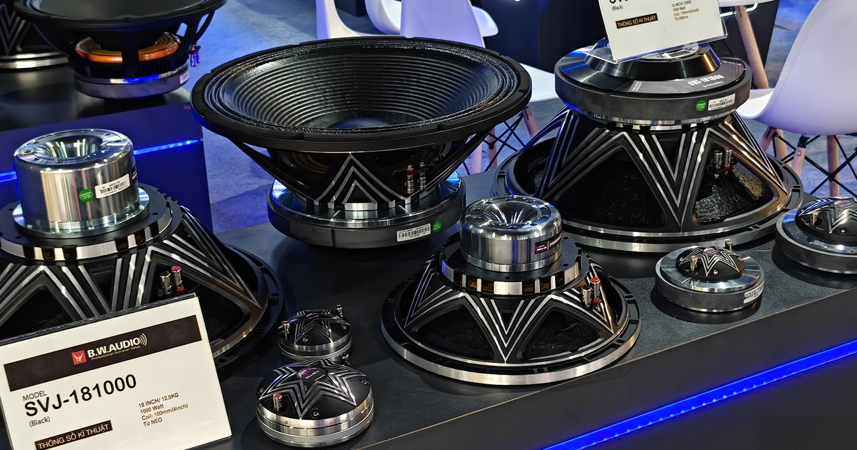 Hệ sinh thái thiết bị biểu diễn 4.0 hội tụ tại Hà Nội