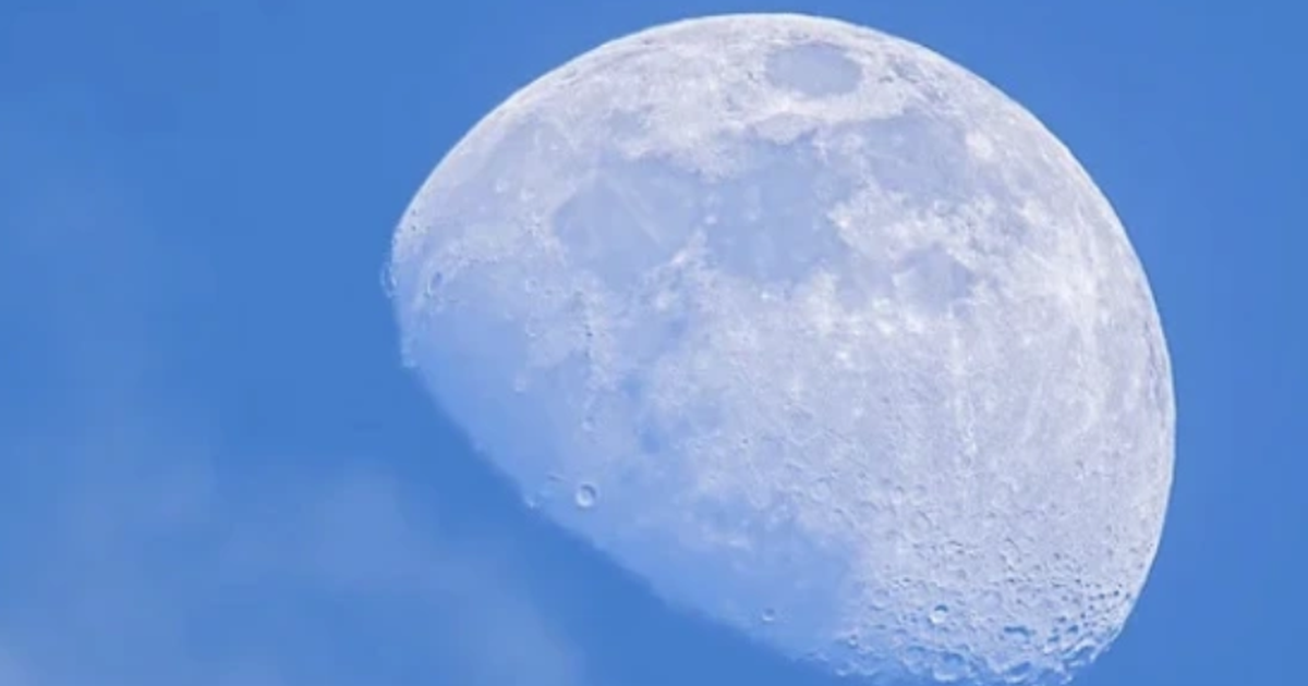 Ngắm trăng v&agrave;o ban ng&agrave;y ngay s&aacute;ng mai: Đừng bỏ lỡ ảo ảnh mặt trăng cực hiếm!