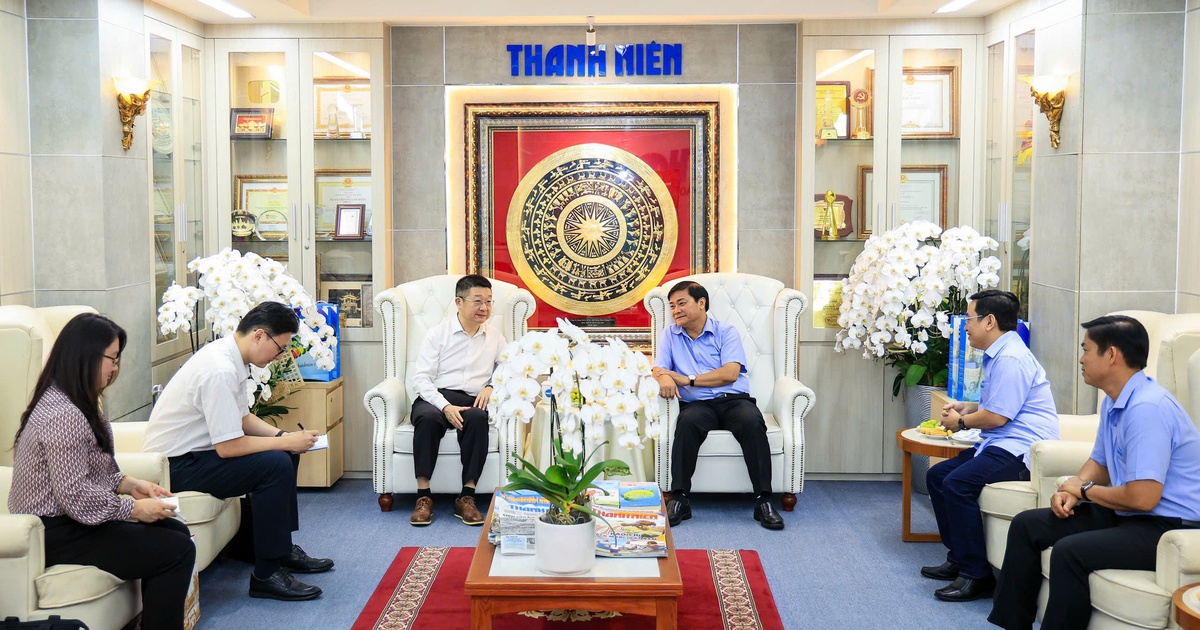 Tổng lãnh sự Trung Quốc thăm Báo Thanh Niên, gợi mở nhiều cơ hội hợp tác