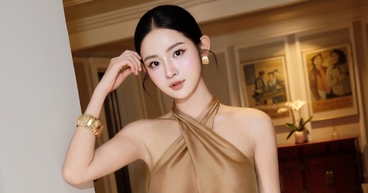 Trang phục ánh kim trở lại, khẳng định đẳng cấp sang trọng