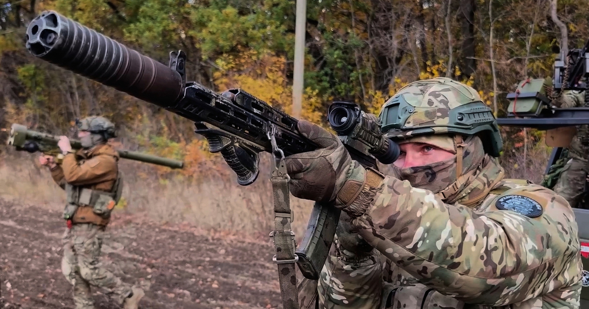 Chiến sự Ukraine ng&agrave;y 1.358: Ukraine gặp kh&oacute;, bị đ&aacute;nh bật khỏi nhiều l&agrave;ng