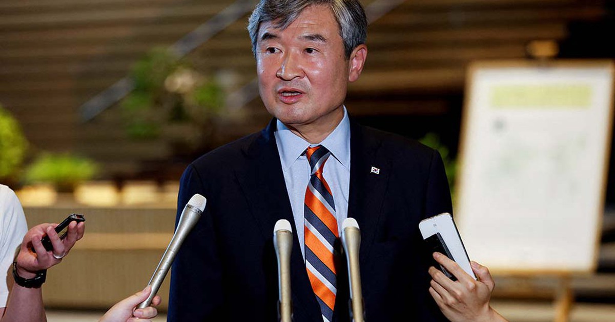 H&agrave;n Quốc bắt cựu Gi&aacute;m đốc t&igrave;nh b&aacute;o quốc gia