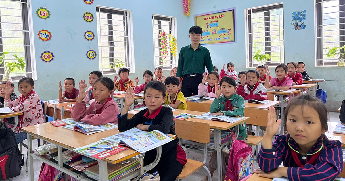 'Trái ngọt đầu mùa' từ tâm nguyện đào tạo giáo viên tiếng Anh cho Mèo Vạc