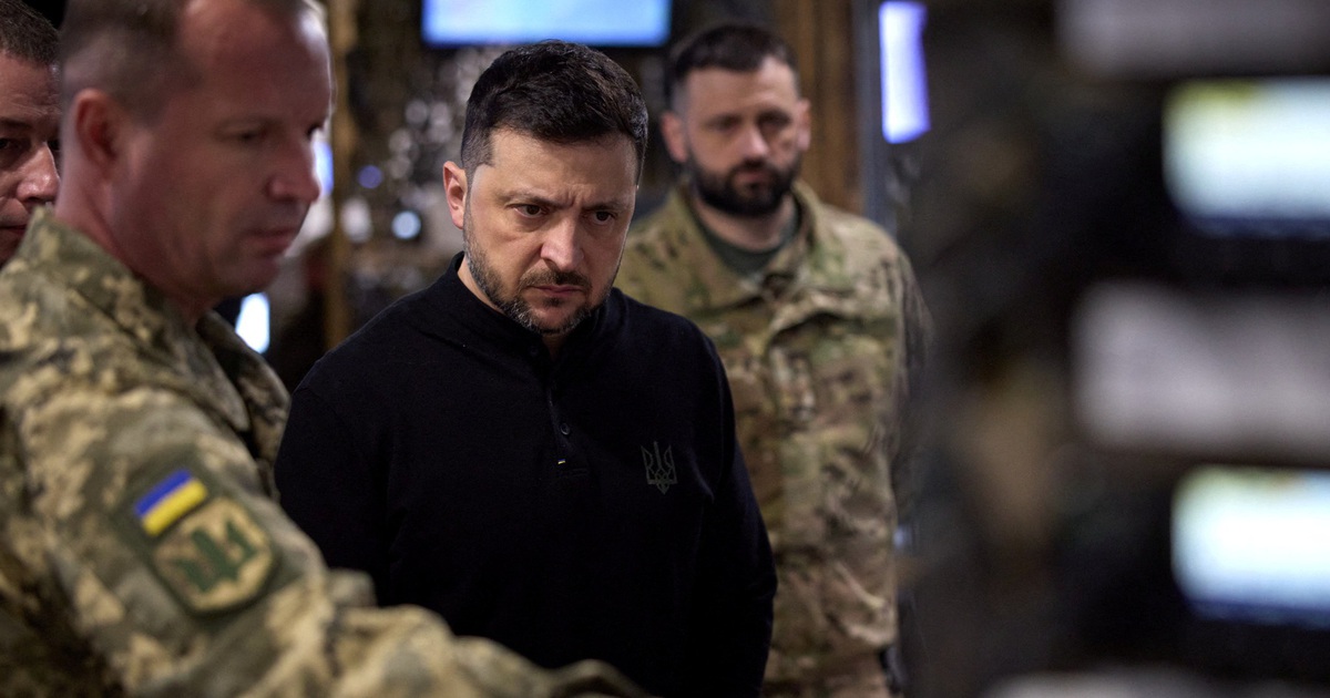 Chiến sự Ukraine ng&agrave;y 1.359: Zaporizhzhia thất thế, &ocirc;ng Zelensky đến thị s&aacute;t