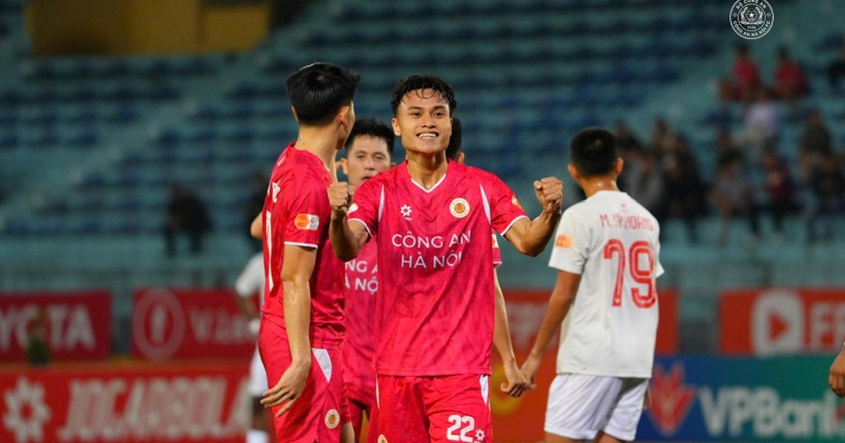 Chỉ trong 3 ngày, Minh Phúc sao mới nổi của U.23 Việt Nam ghi 2 bàn thắng đặc biệt quan trọng