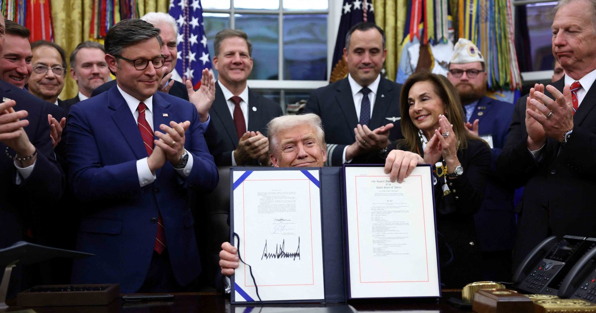 Ch&iacute;nh phủ Mỹ mở cửa lại