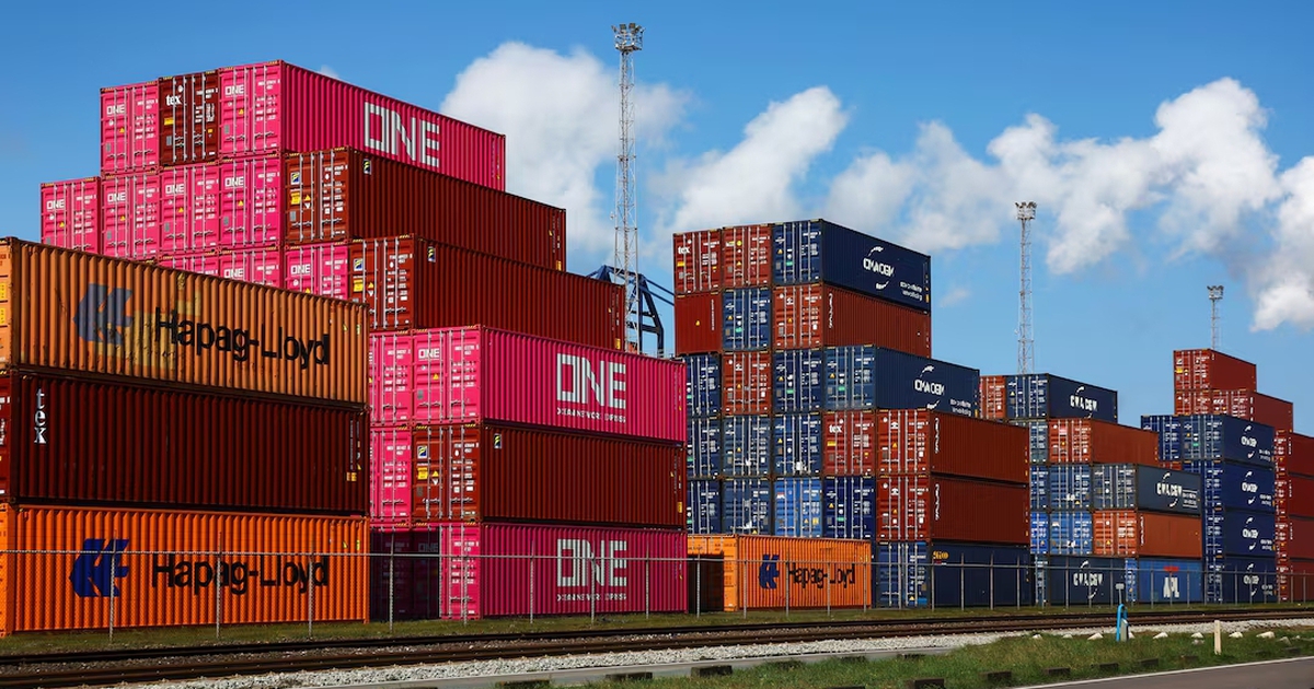 EU sẽ &aacute;p thuế với bưu kiện gi&aacute; trị thấp từ Trung Quốc