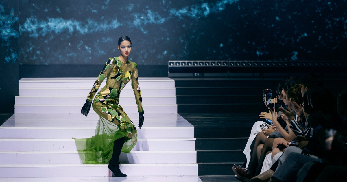Những điểm sáng trên sàn diễn Vietnam International Fashion Week