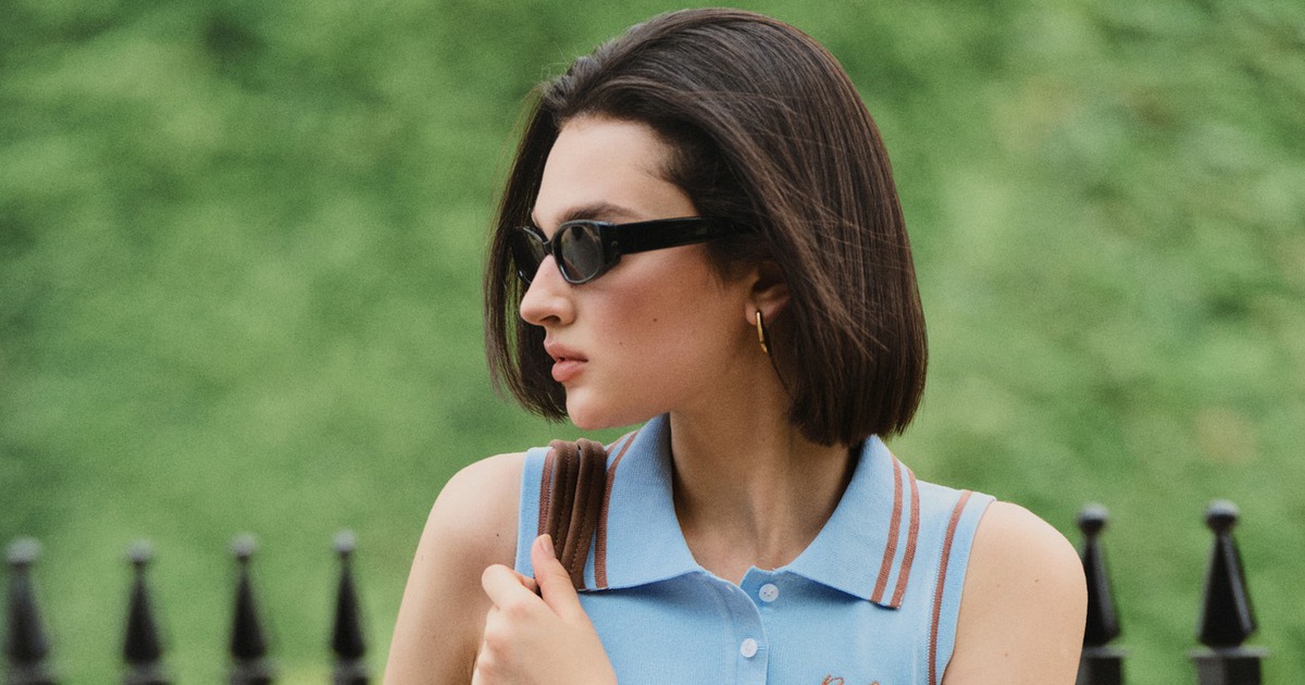 Khẳng định chất riêng thời trang với chân váy tennis năng động