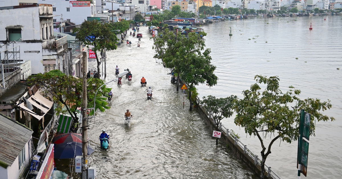 Triều cường sắp đạt đỉnh ở TP.HCM: Những tuyến đường dễ ngập người d&acirc;n n&ecirc;n tr&aacute;nh