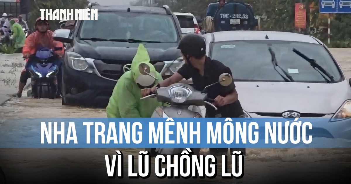 Lũ chồng lũ, Nha Trang ngập trong biển nước