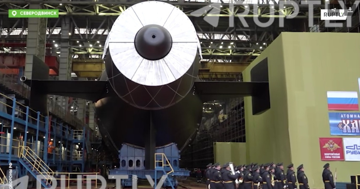 Nga ra mắt t&agrave;u ngầm hạt nh&acirc;n trang bị ngư l&ocirc;i 'kh&ocirc;ng thể bị đ&aacute;nh chặn'