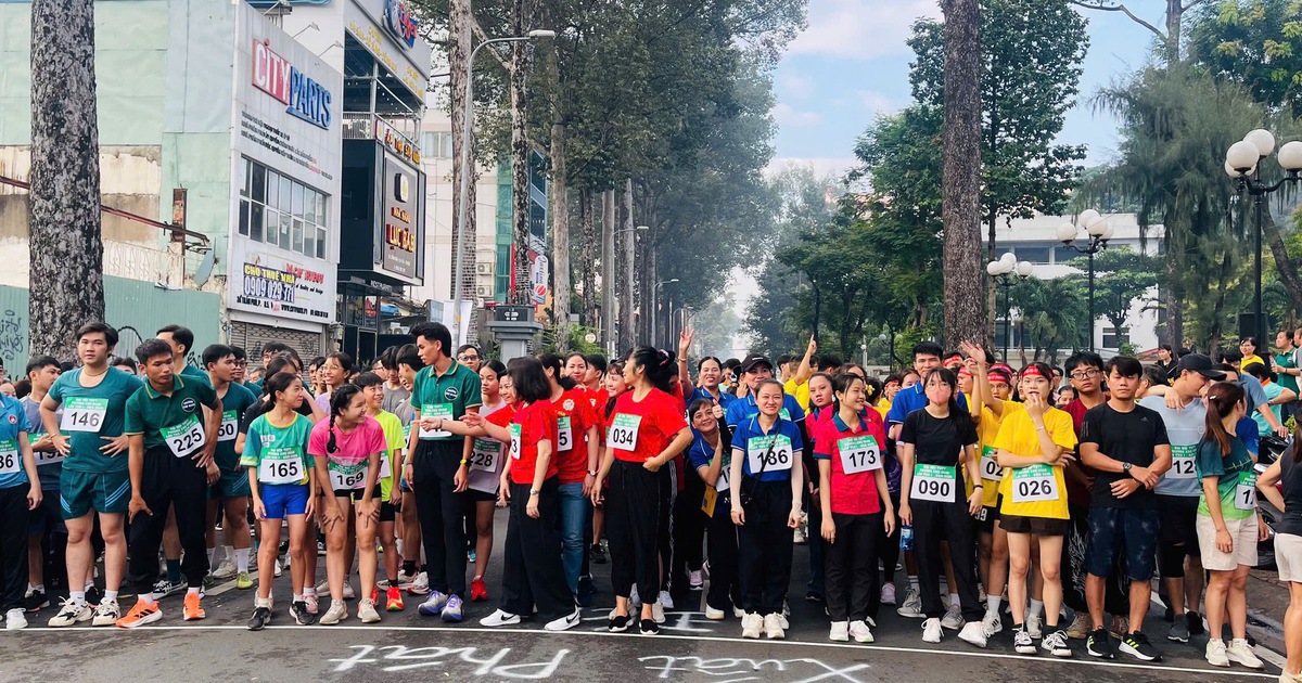 TP.HCM: Phường Chợ Qu&aacute;n lần đầu tổ chức đại hội thể dục thể thao